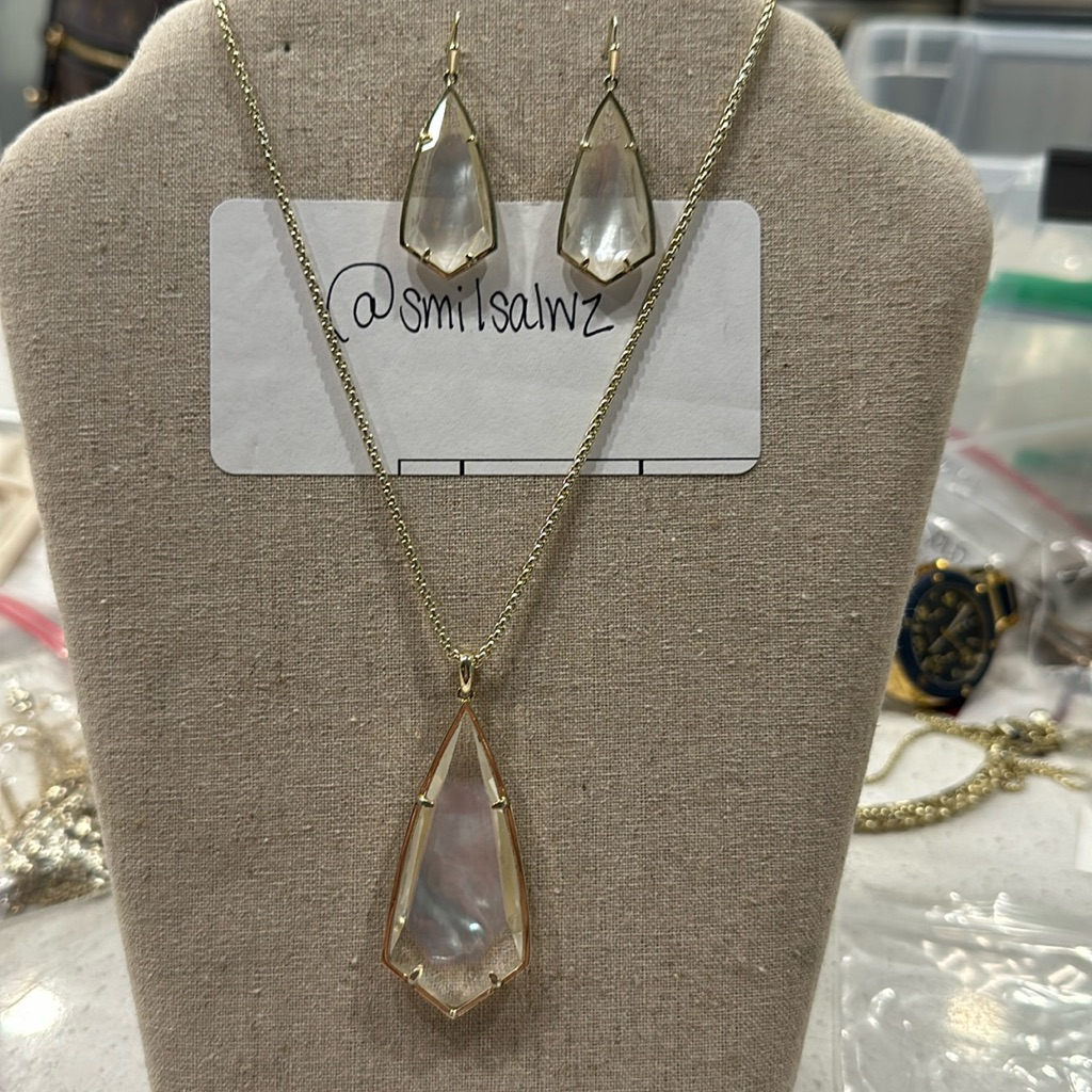 Set - Kendra Scott Carole Long Necklace W/ Earrings